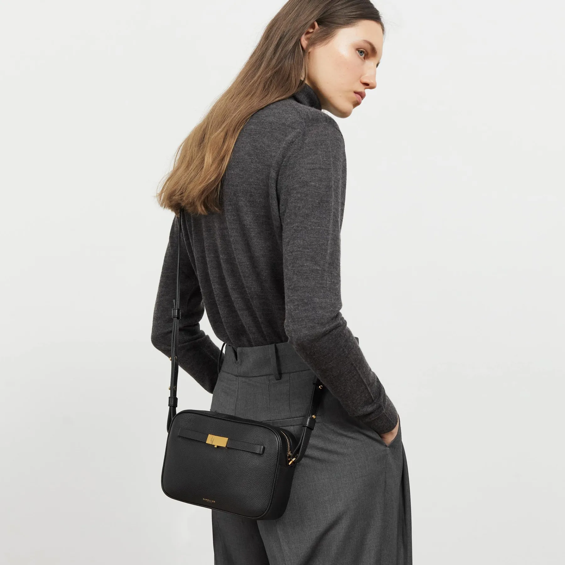 New DeMellier The New York Crossbody Off-White Small Grain