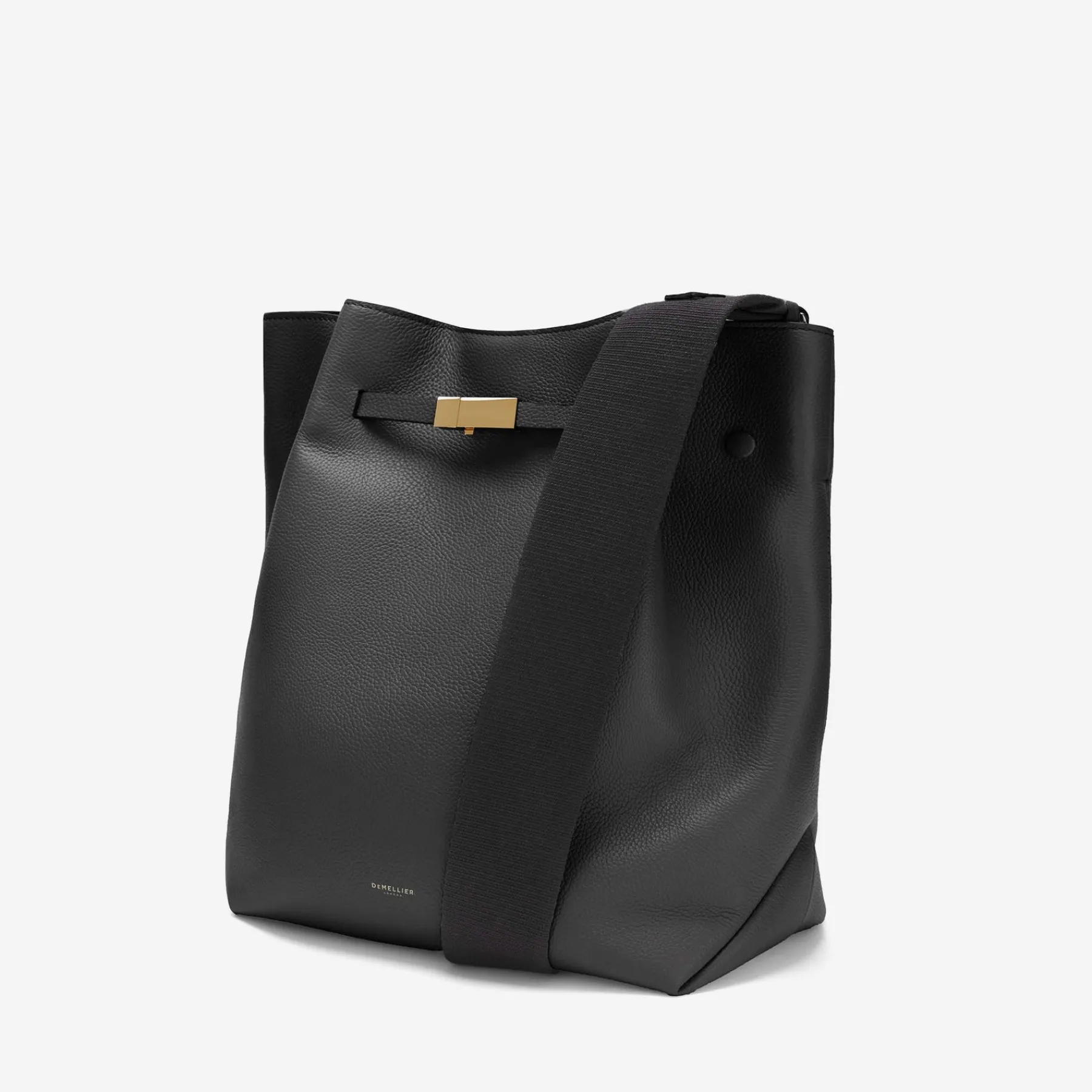 Discount DeMellier The New York Large Bucket Black Small Grain